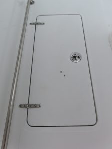 Ultra 305 SE Photo 36