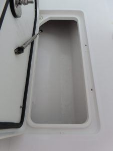 Ultra 305 SE Photo 37