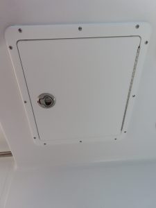 Ultra 305 SE Photo 37