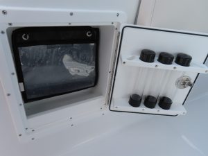 Ultra 305 SE Photo 38