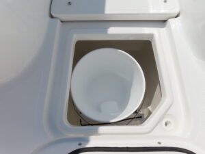 Gamefish 28 Forward Seat Photo 12