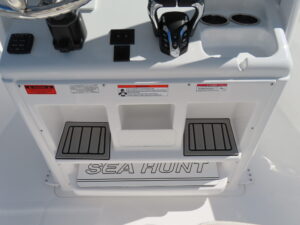 Gamefish 27 Forward Seat Photo 29