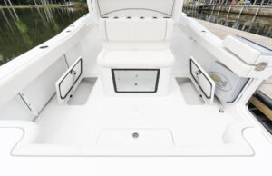 Gamefish 30 Forward Seat Photo 6