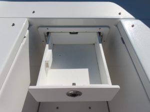 Gamefish 27 Forward Seat Photo 17