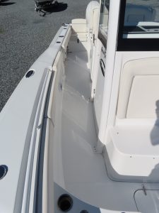 Gamefish 27 Forward Seat Photo 21