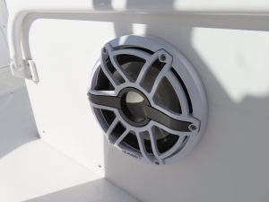 Gamefish 27 Forward Seat Photo 26