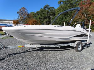 SunDeck Sport 185 OB Photo 1