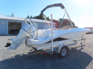 SunDeck Sport 185 OB Photo 3