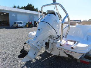 SunDeck Sport 185 OB Photo 6