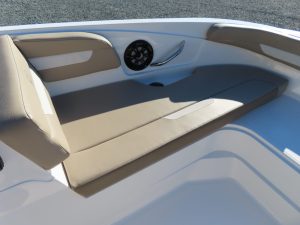 SunDeck Sport 185 OB Photo 9