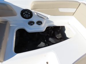 SunDeck Sport 185 OB Photo 27