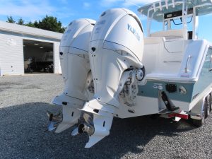 Ultra 305 CB Photo 5