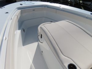 Ultra 305 CB Photo 8