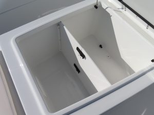 Ultra 305 CB Photo 12