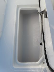 Ultra 305 CB Photo 37