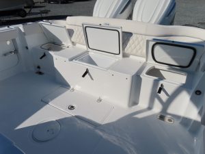 Ultra 305 CB Photo 46