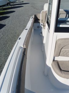 Ultra 245 SE Photo 16