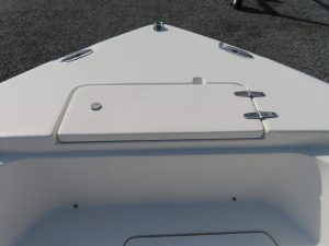 Triton 225 Photo 13