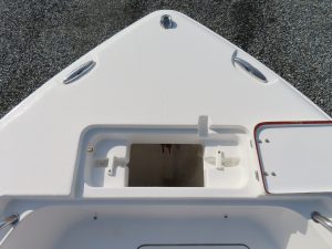 Triton 225 Photo 14
