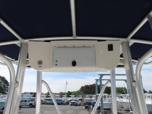 Triton 225 Photo 27