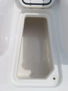Gamefish 27 Forward Seat Photo 11