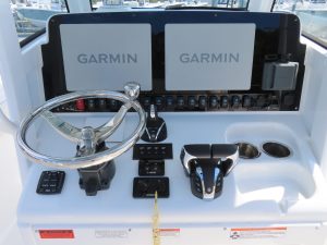 Gamefish 27 Forward Seat Photo 24