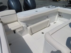 Gamefish 27 Forward Seat Photo 35