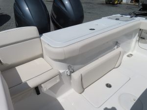 Gamefish 27 Forward Seat Photo 39