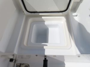 Gamefish 27 Forward Seat Photo 43